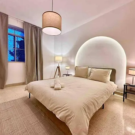 Villa Poolside Paradise Sea View *