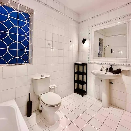 Poolside Paradise Sea View Is-Swieqi