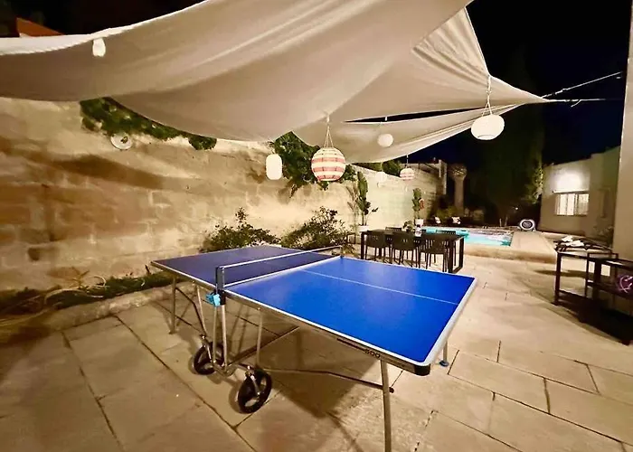 Villa Poolside Paradise Sea View *