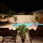 וילה Poolside Paradise Sea View Is-Swieqi