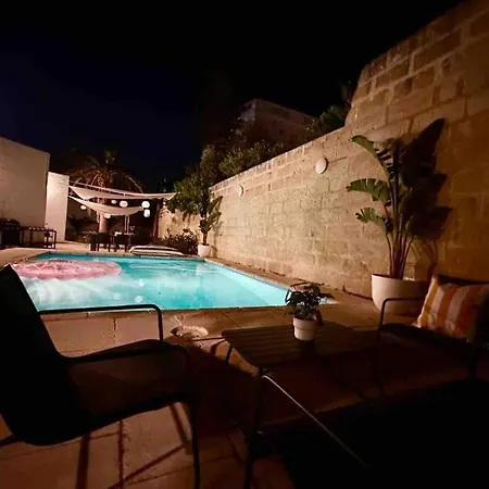 Poolside Paradise Sea View Βίλα Is-Swieqi