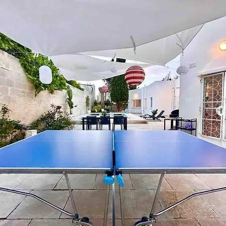 Villa Poolside Paradise Sea View Is-Swieqi