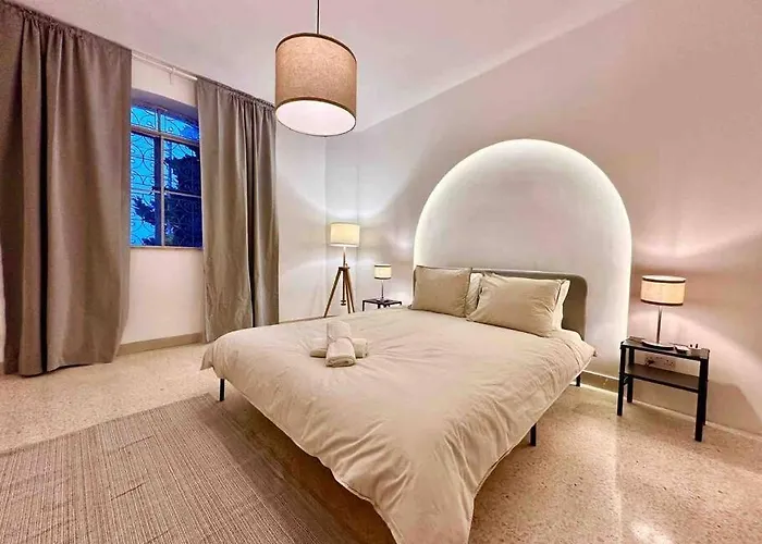 Villa Poolside Paradise Sea View *