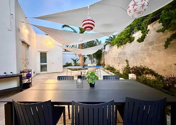 Villa Poolside Paradise Sea View