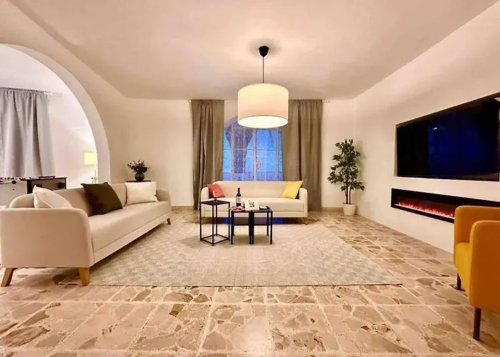 Poolside Paradise Sea View Villa *